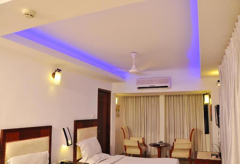 Номер Стандарт, Luciya