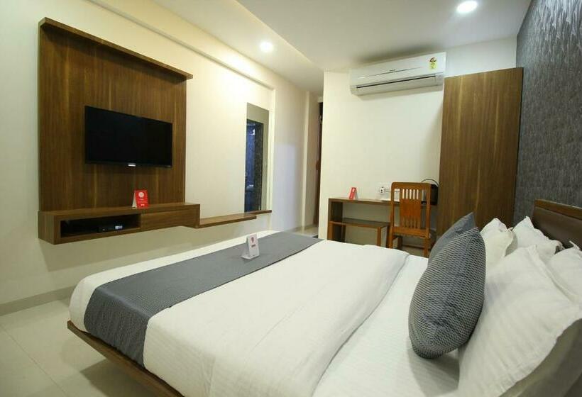 豪华房间, The Pacific Hotel, Vadodara