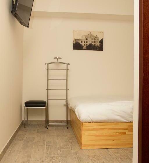 اتاق استاندارد, Ungweiser