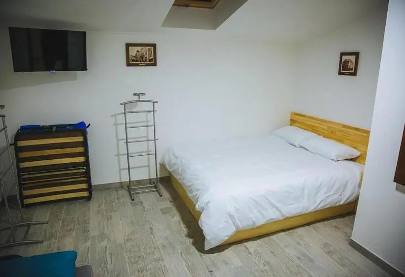 اتاق سوپریور خانوادگی, Ungweiser