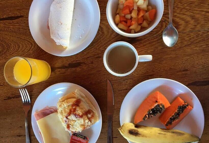 套房侧面可观海景, Maraga Beach Hostel