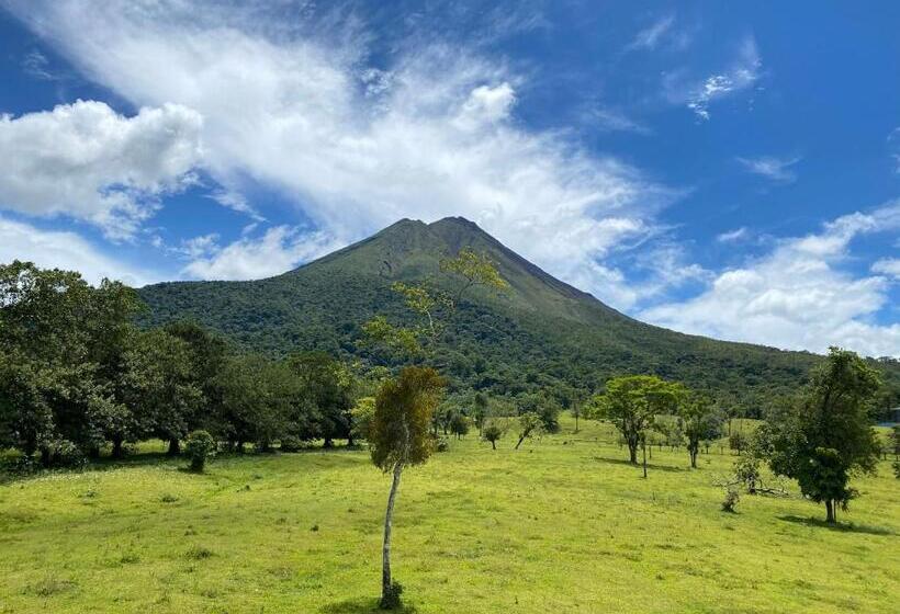 סוויטת דלוקס עם נוף, Paradise Hot Springs