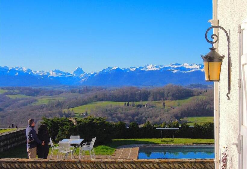 Люкс 2 Спальни, Clos Mirabel Manor   B&b