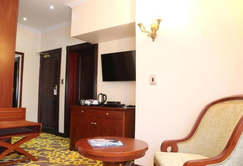 Deluxe Suite King Bed, Open House Boutique