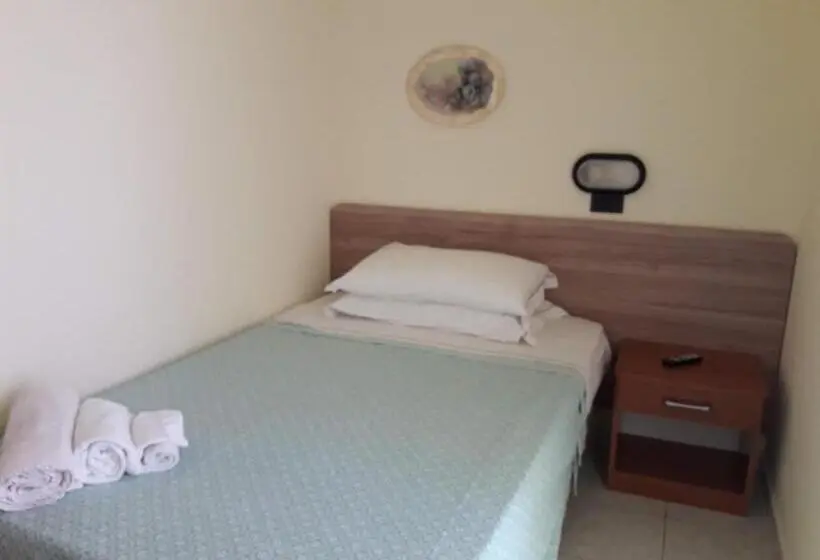 اتاق استاندارد یک نفره با چشم‌انداز دریا, Villa Aurora