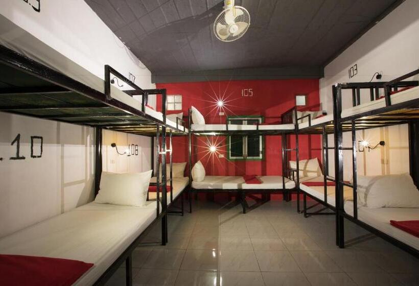 Кровать в Общей Комнате, Vangvieng Rock Backpacker Rooftop Hostel