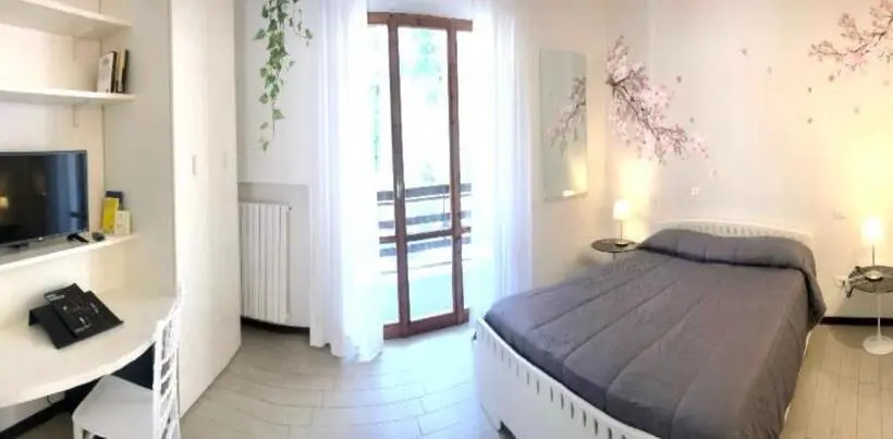Superior-huone, La Ginestra