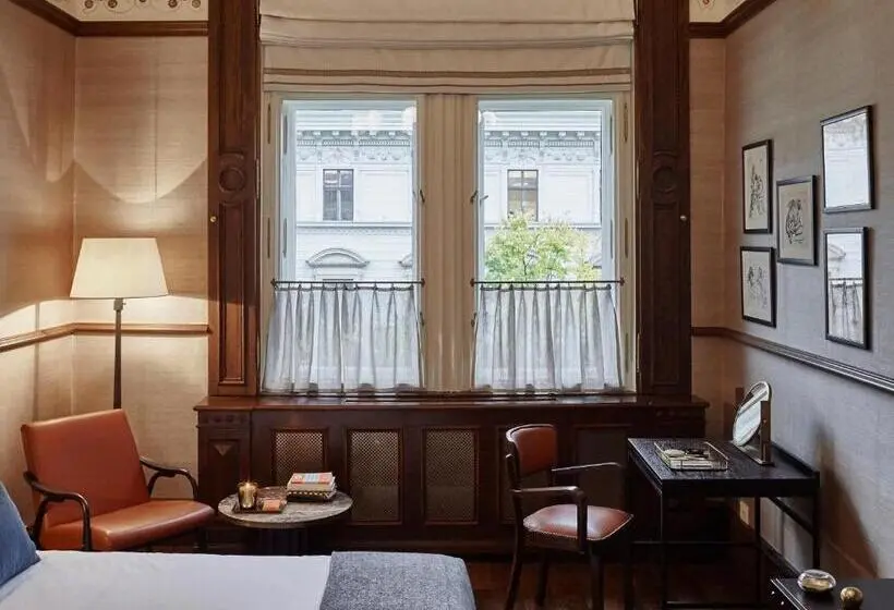 ジュニアスイート, Callas House