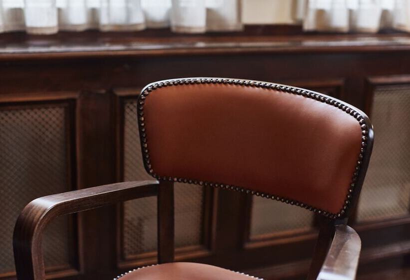 デラックスルーム, Callas House