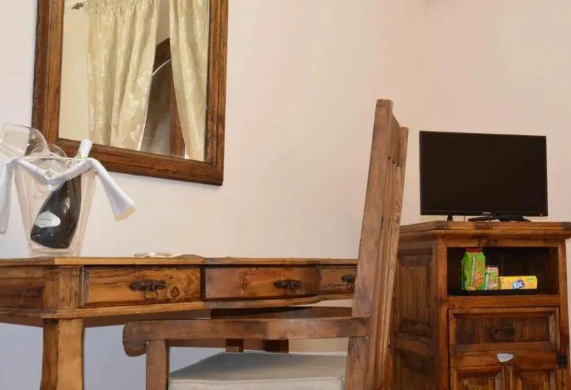スタンダード4人部屋, Castello Di Giuliano
