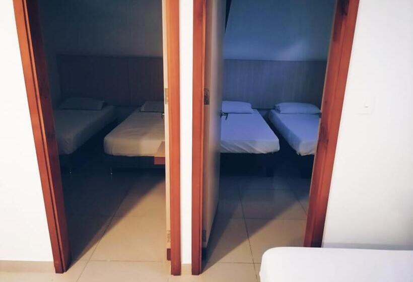 דירת חדר, Don Quijote