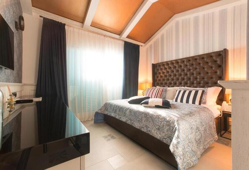 سوییت جونیور, Forza Terra