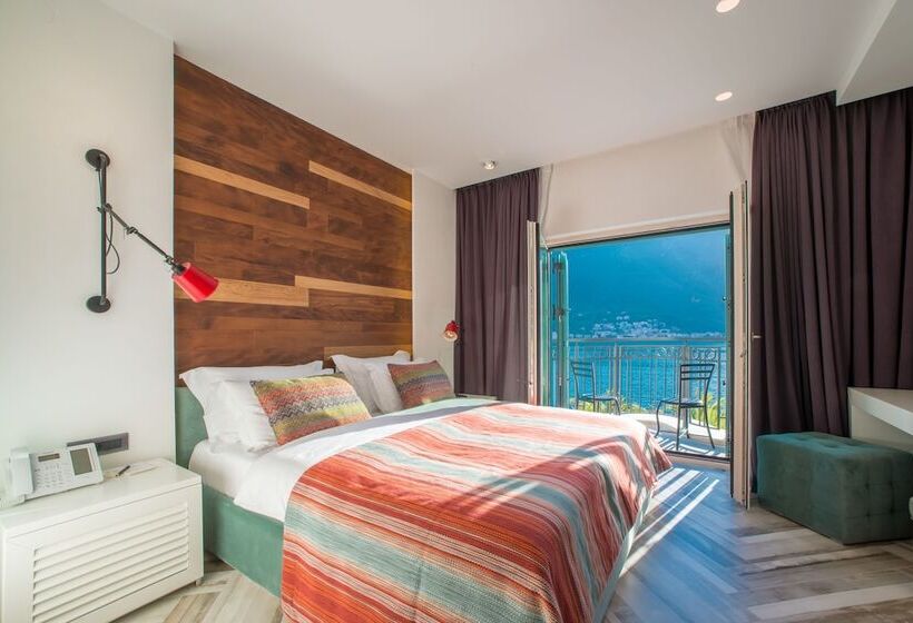 اتاق سوپریور, Forza Terra