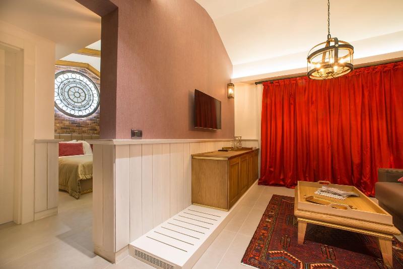 سوییت جونیور, Forza Terra