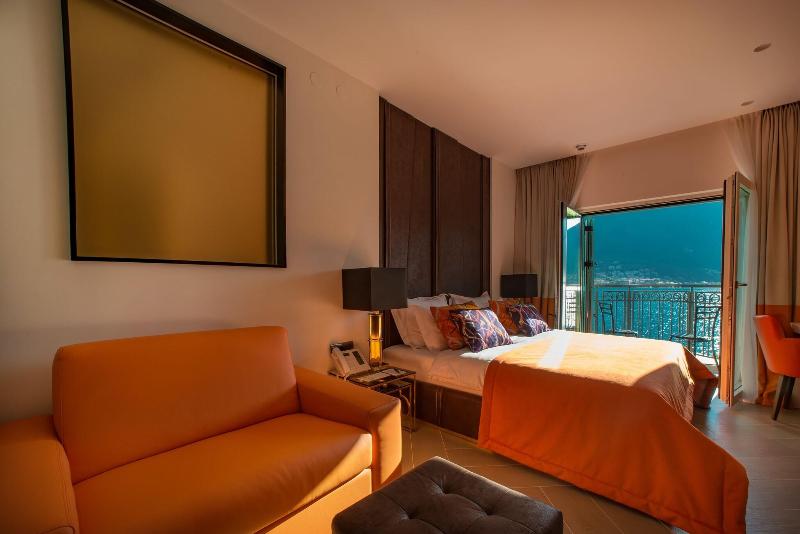 اتاق سوپریور, Forza Terra