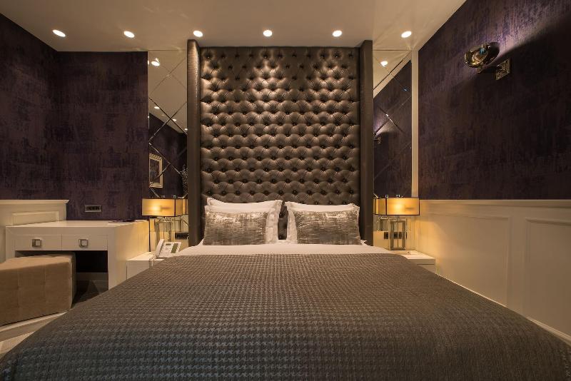 اتاق استاندارد, Forza Terra