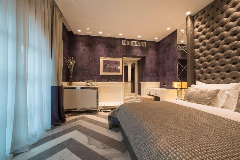 اتاق استاندارد, Forza Terra