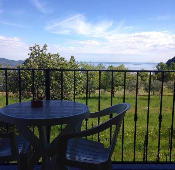 豪华湖景房, Garni Marika