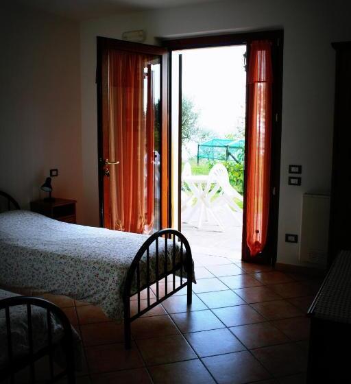 标准间, Garni Marika