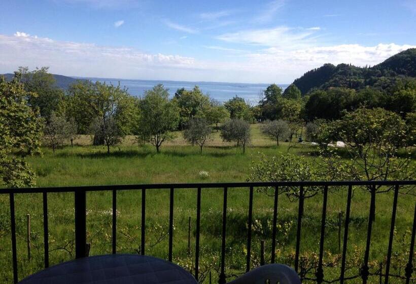 豪华湖景房, Garni Marika