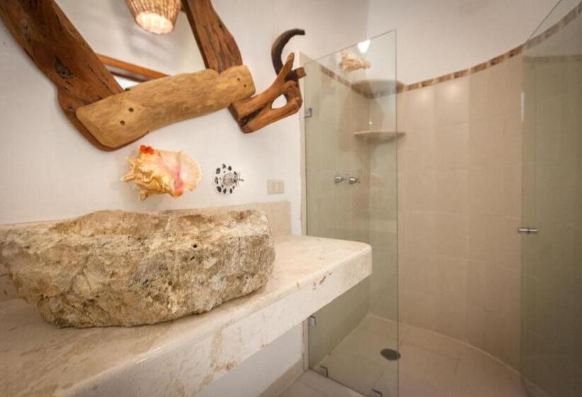 带大床的标准间, Para Ti Adults Only