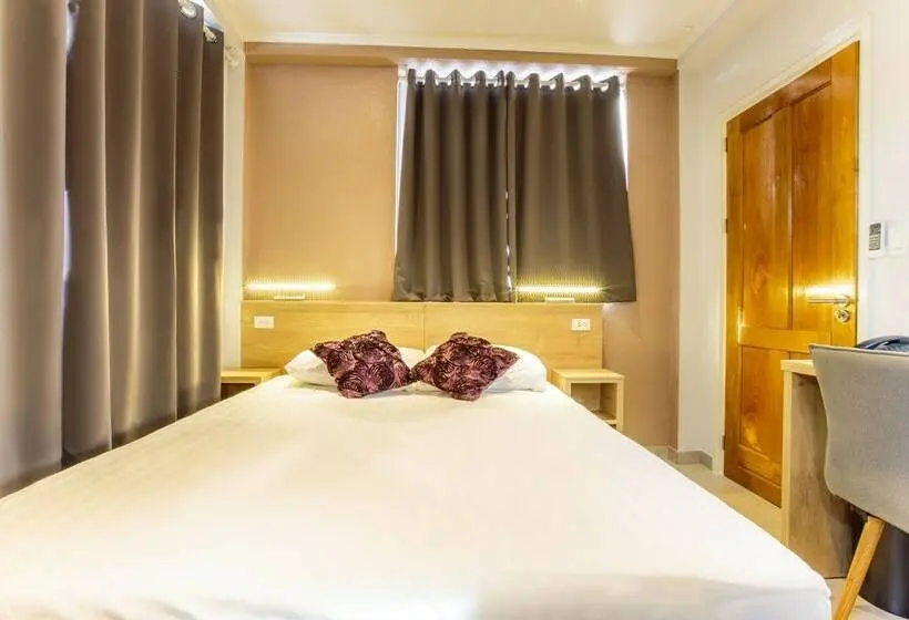 اتاق استاندارد, Qinn Boutique