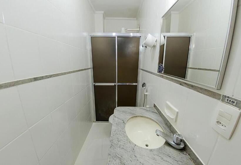 四人豪华间, Real Palace