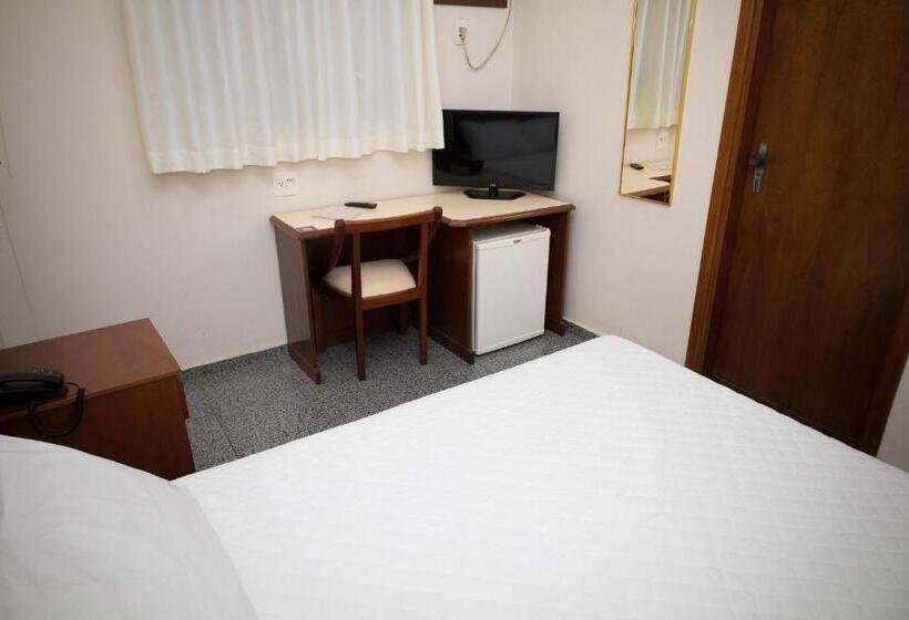 豪华房间, Real Palace