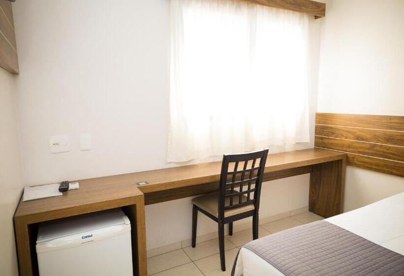 高级单人间, Real Palace