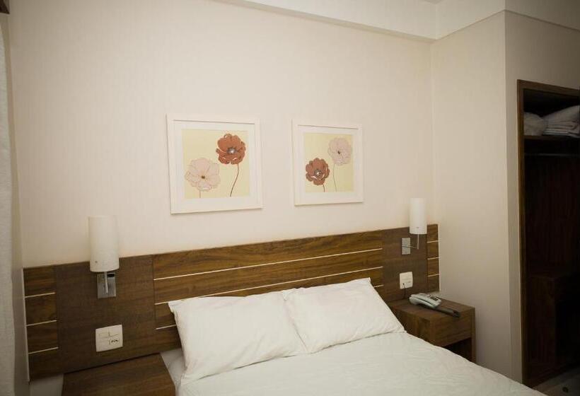 高级单人间, Real Palace