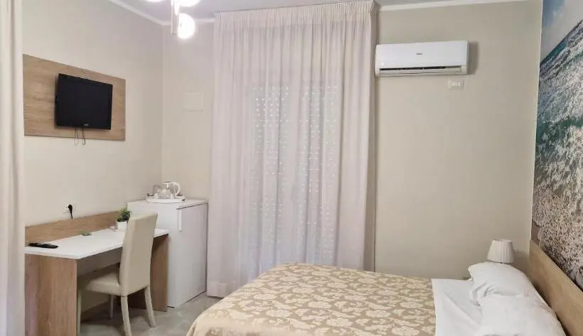 Triple Room Sea View, Sole