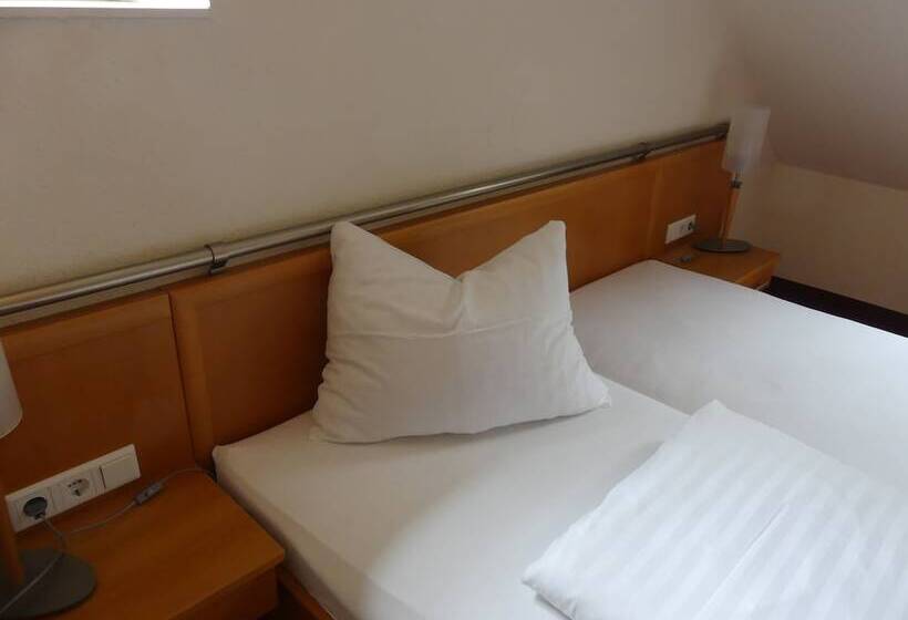 חדר סטנדרט לשלושה, Landgasthaus Hotel Eggert