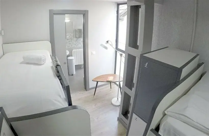 バス共有のスタンダードルーム, Quartier Bilbao Hostel Casco Viejo