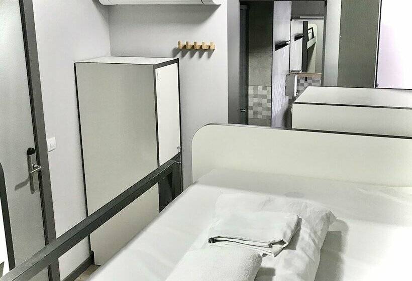 חדר סטנדרט לארבעה, Quartier Bilbao Hostel Casco Viejo