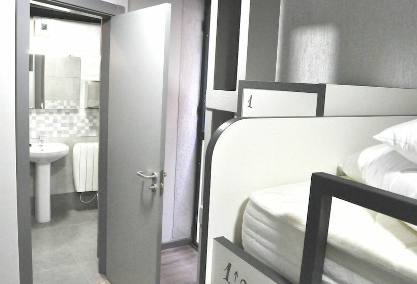 Quarto Quádruplo Estandar, Quartier Bilbao Hostel Casco Viejo