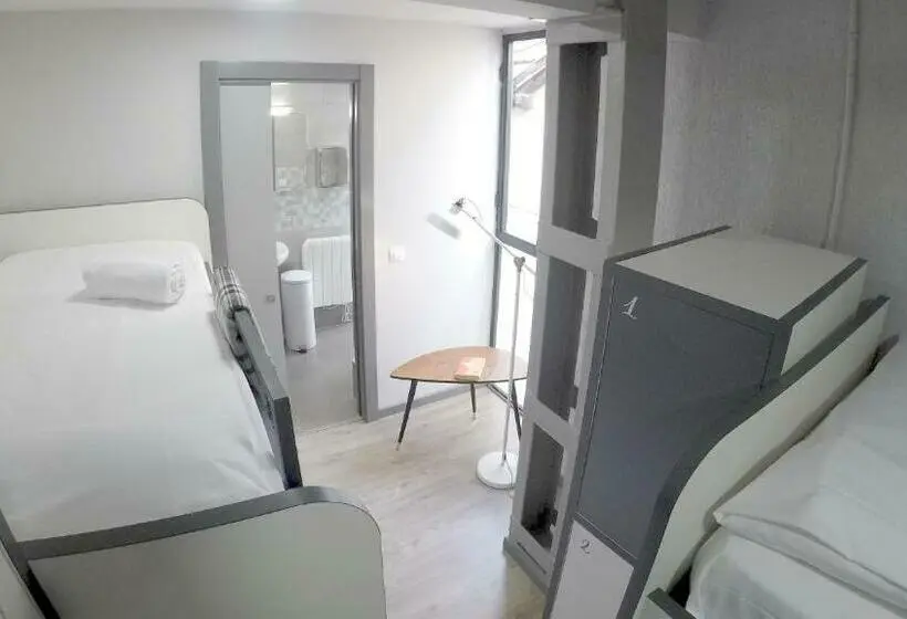 スタンダード４人部屋, Quartier Bilbao Hostel Casco Viejo