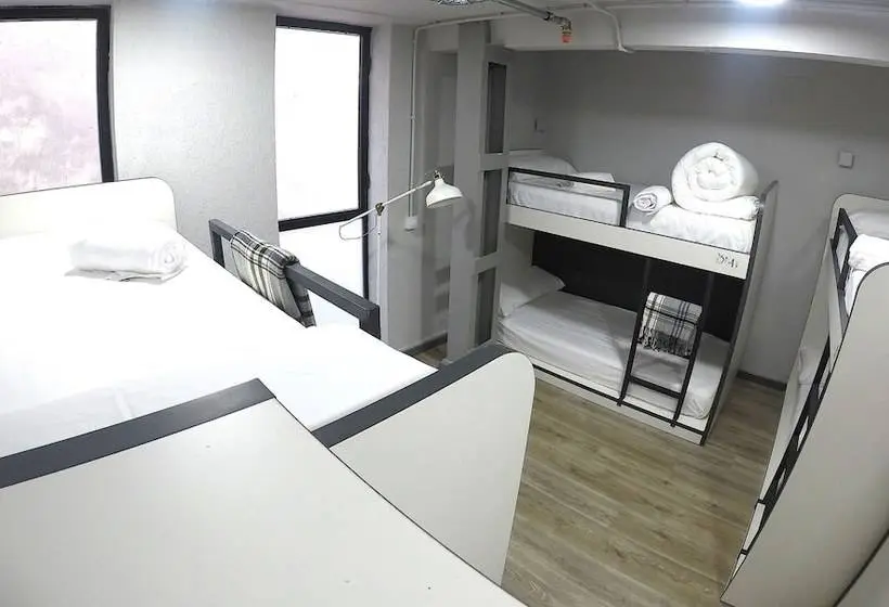 ルームシェアのワンベッド, Quartier Bilbao Hostel Casco Viejo