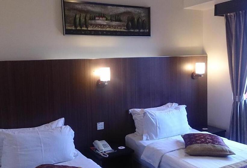 חדר סופריור, & Apartment Ambassador 3