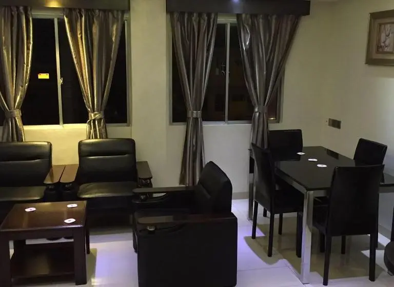 آپارتمان 1 خوابه, & Apartment Ambassador 3