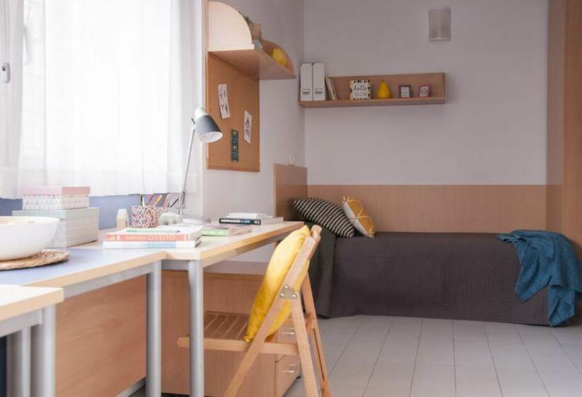经典工作室, Residencia Tomás Alfaro Fournier