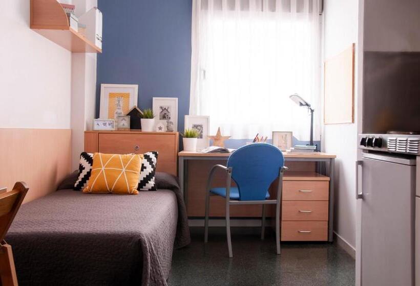 استودیوی استاندارد, Residencia Tomás Alfaro Fournier