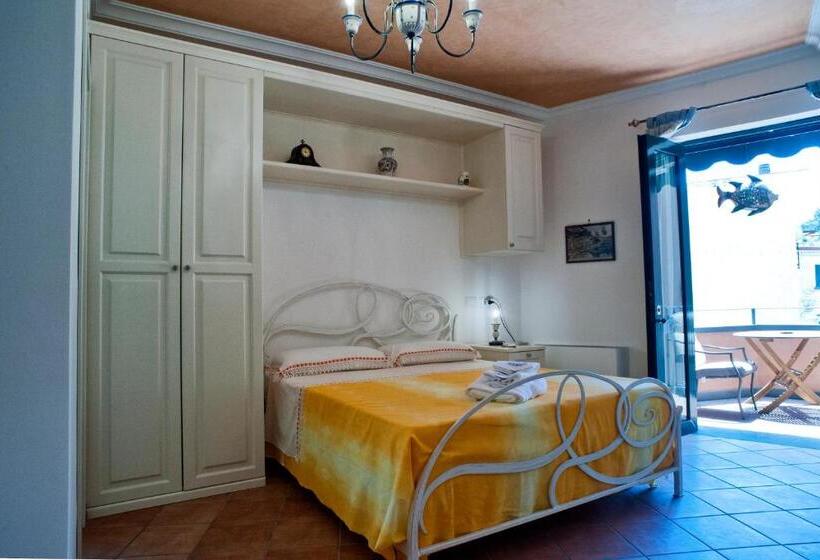 חדר סטנדרט עם מרפסת, Cetara   Albergo Diffuso