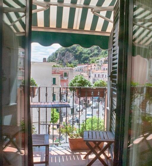 חדר סטנדרט עם מרפסת, Cetara   Albergo Diffuso