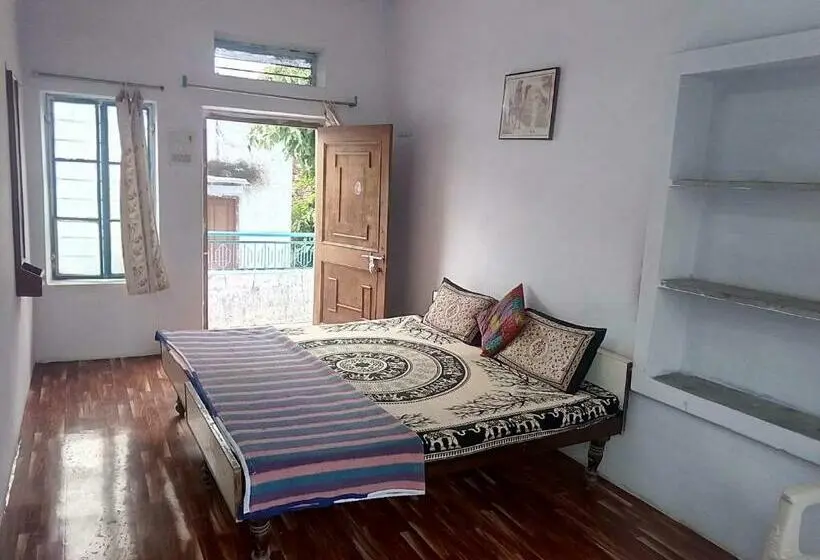 Chambre Standard, Mayur Guest House