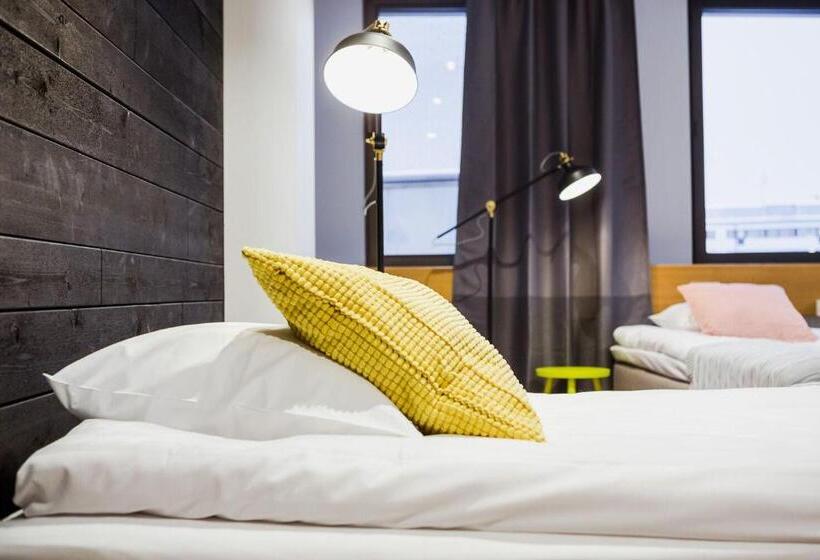 スタンダードトリプルルーム, Hostel Cafe Koti