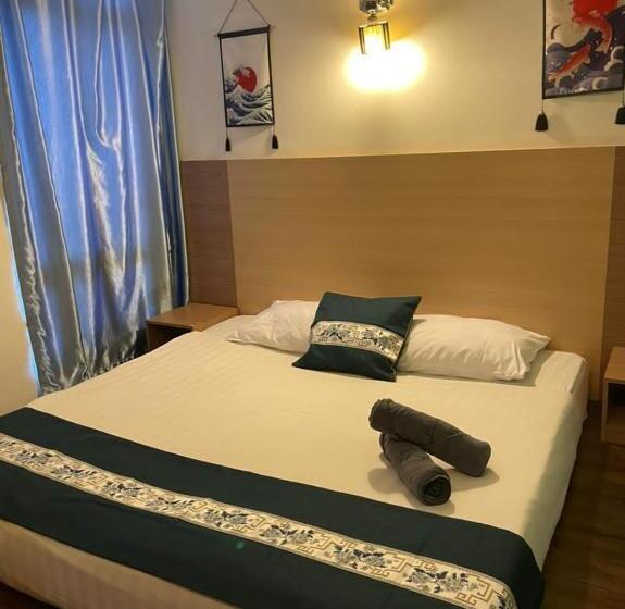 اتاق لوکس با تخت بزرگ, Dolphin