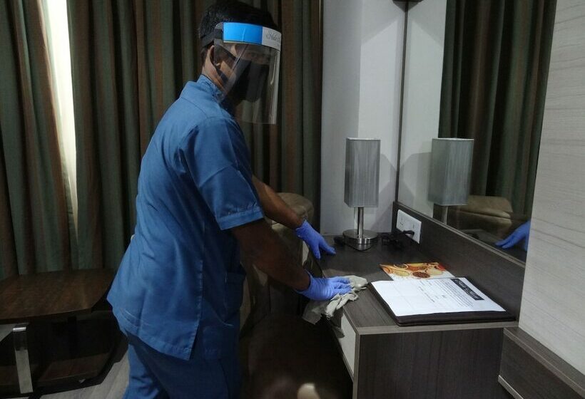 Executive Rum, Hide Away Suites