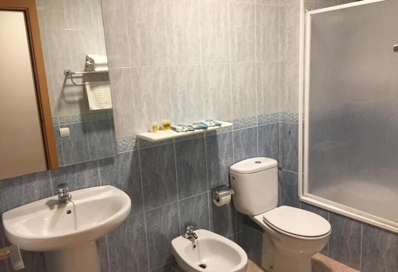 Quarto Triplo Estandar, Mediterrani Blau