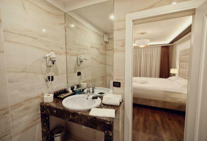 סוויטה משפחתית, Premium Beach