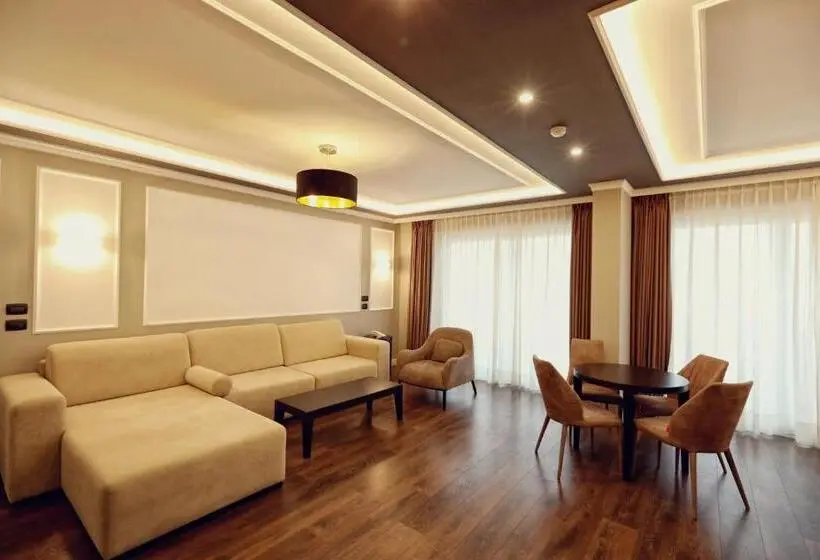 سوییت اجرایی, Premium Beach